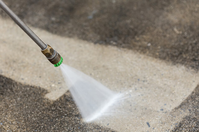 parking lot pressure washing in macon